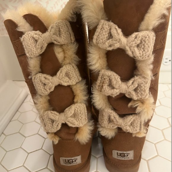 UGG bailey bow knit bow boots - Picture 2 of 3
